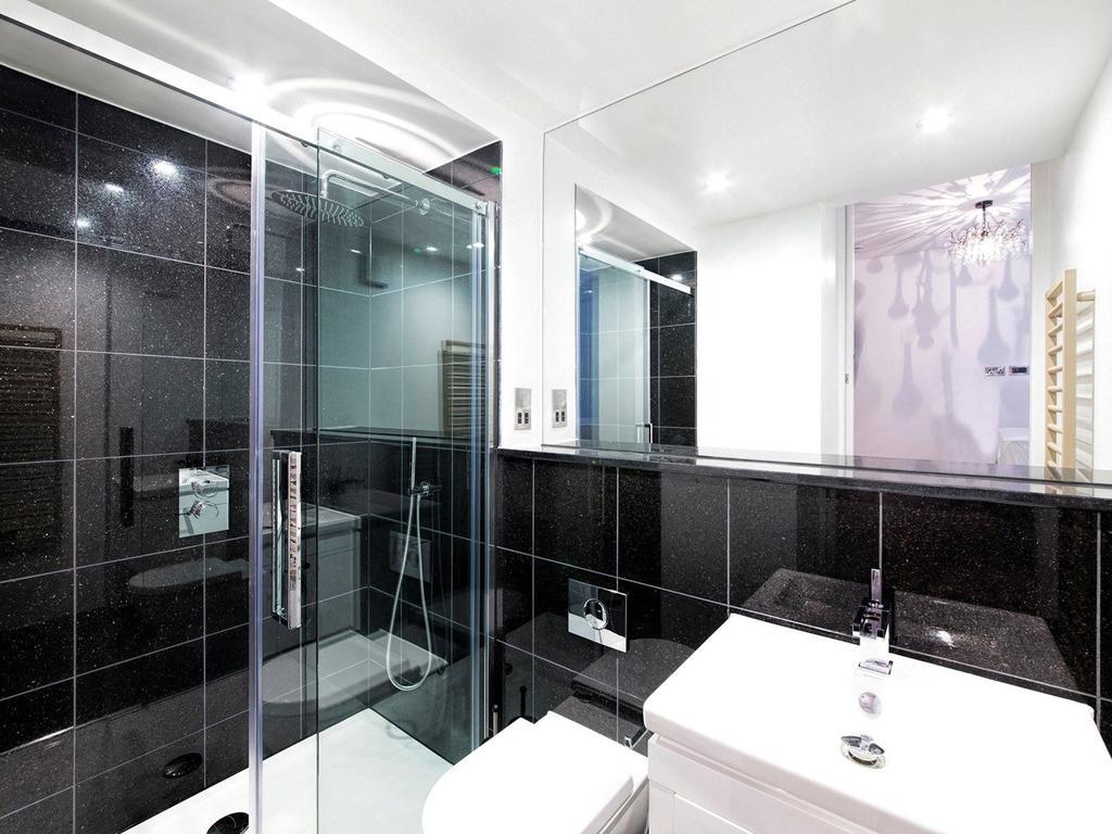 Piccadilly Circus Apartments London Exterior photo