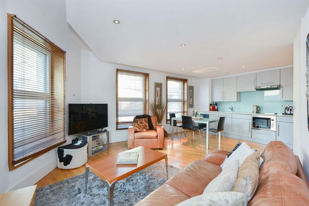 Piccadilly Circus Apartments London Exterior photo
